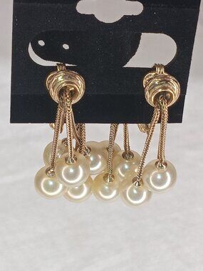Vintage  Ciner Signed Clip Earrings [Product type]